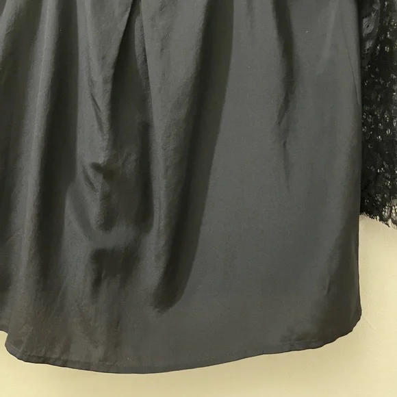 Sézane Adeline Blouse in Noir, FR Size 40 (US 8) - Picture 15 of 15